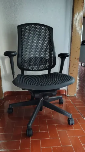 Cadeira Celle - Herman Miller