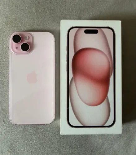 IPHONE 15 256 Rosa comigo desde zero. Sem marcas de Uso.