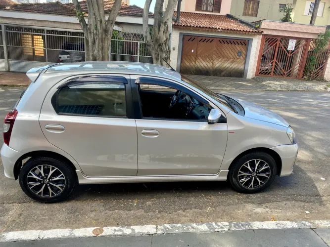 Toyota Etios Platinum 1.5 Flex 16V 4P Aut. 2018