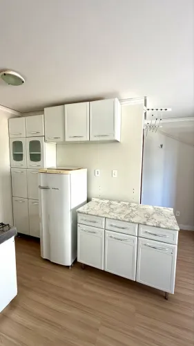 Armários de cozinha e balcão Bertolini em aço