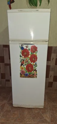 Vendo geladeira Brastemp 320 litros