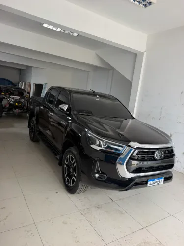 Toyota Hilux CD SRX 4X4 2.8 TDI 16V Diesel Aut. 2021