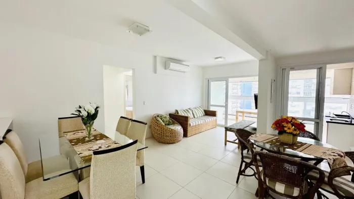 Apartamento com varanda gourmet com churrasqueira à Venda na Enseada no Guarujá | QVista I