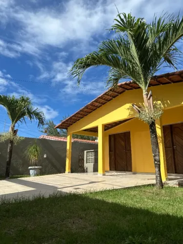 Casa Completa em Ponta Negra | 4 Quartos (2 suítes) | Piscina + Espaço Gourmet
