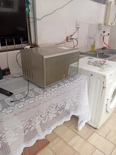 Micro-ondas Electrolux 32L.