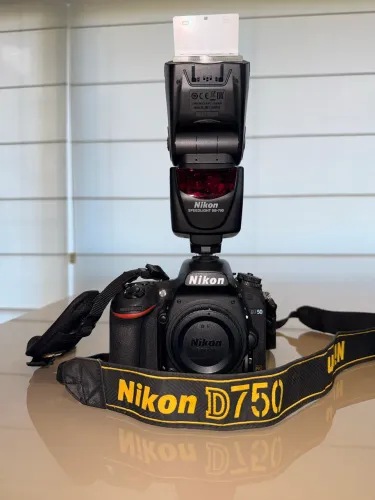 Nikon D750