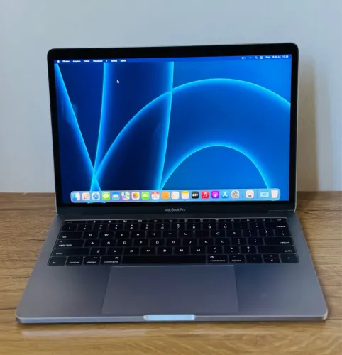 MacBook Pro 2017 Perfeito estado.
