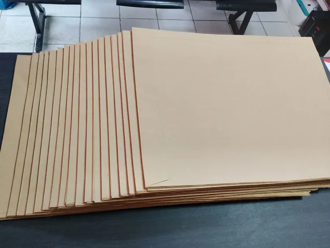 180 unidades de Envelope Craft 45x37