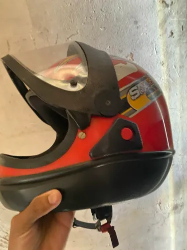 Capacete bom