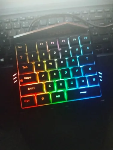 MINI TECLADO GAMER (TECLADO DE UMA MÃO)