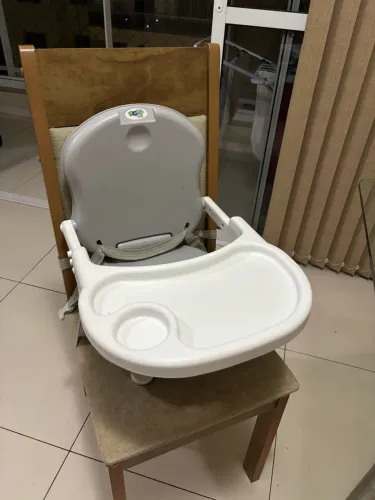 CADEIRA DE ALIMENTAÇÃO