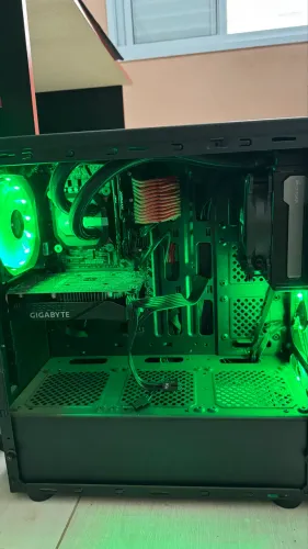 Vendo computador, aceito troca por ps5