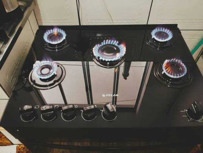 Fogão elétrico Cooktop 5 bocas