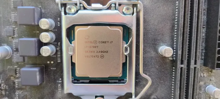 Processador I7 8700T + Placa Mãe Daten Dh310mxv v2