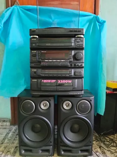 System Aiwa funcionando 