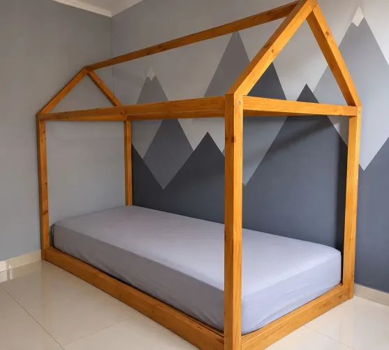Cama montessoriana