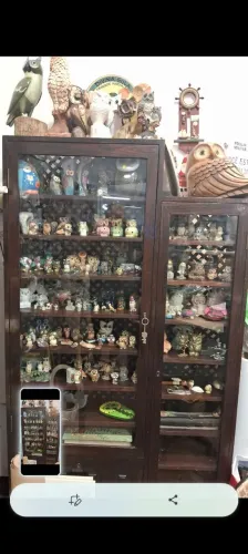 Cristaleira Armário vintage 2 portas de vidro belíssimo móvel
