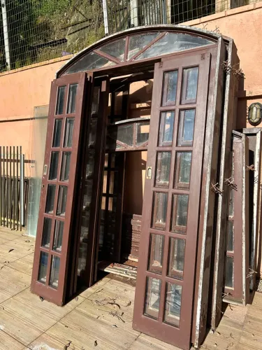 5 Porta janela em Itaúba 1,5 x 2,30, 3 janelas 1,5x1,5