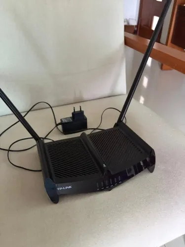 Roteador Wireless TP-Link TL-WR841HP de 300 Mbps