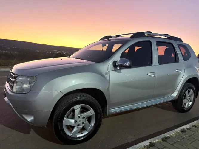 Renault Duster Dynamique 2.0 Hi-flex 16V Aut. 2012