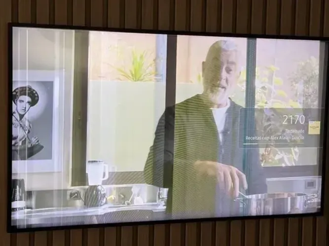 Smart TV Samsung The Frame 55? COM DEFEITO NA TELA