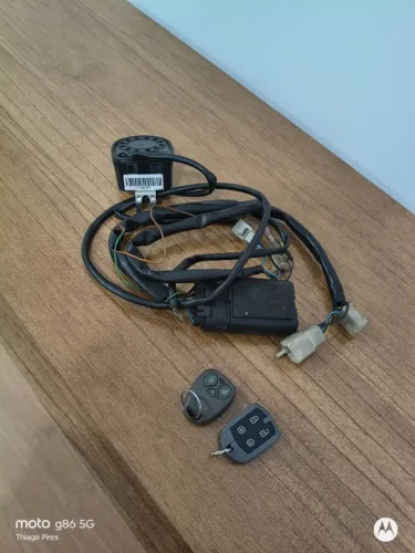 Vendo alarme da Pósitron