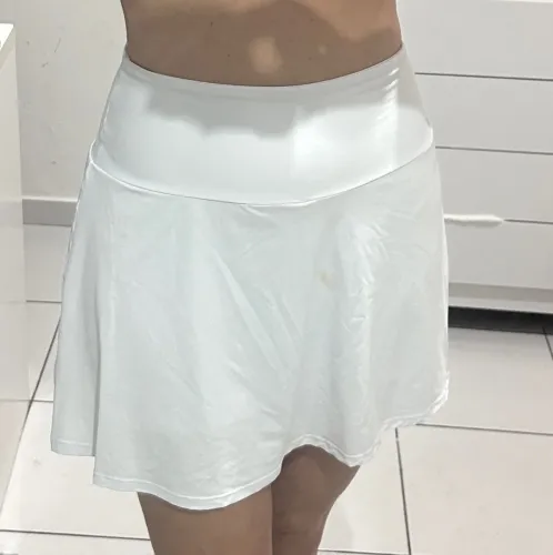 Short Saia de academia 