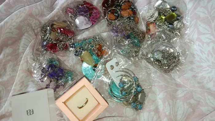 Lote de Bijuterias e Jóias