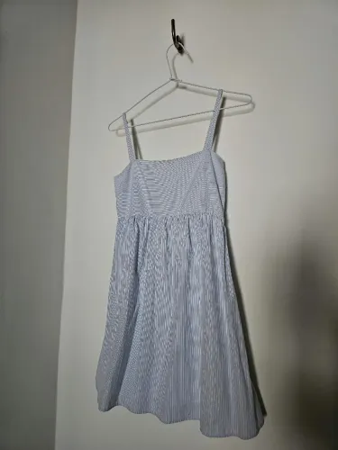 Vestidos variados, tamanhos P e PP, 60 a 120 reais