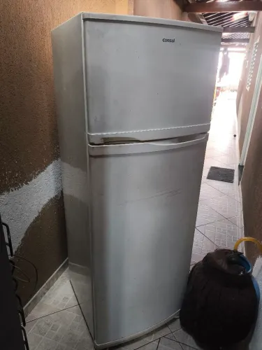 Geladeira Consul FROST FREE apenas 799,00