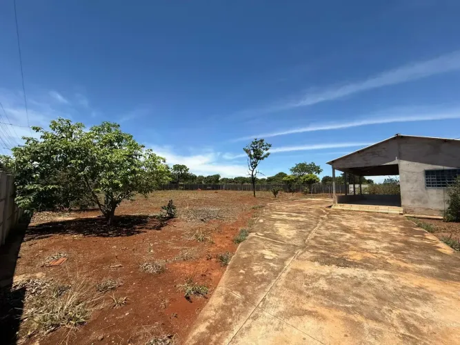 Imóvel para venda com 2000 metros quadrados em Condomínio Privê das Oliveiras - Goiânia - 