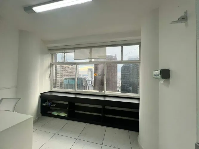 Salas Comerciais à Venda no Bairro Bela Vista (São Paulo) 30 m²