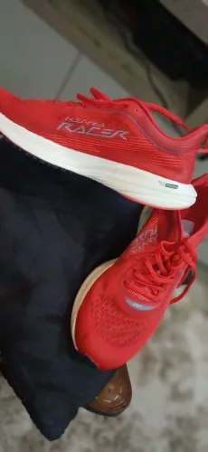 Fila kenya racer 6 tam 41 NOVO!