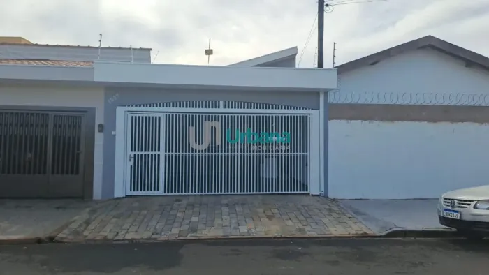 Venda de Casas / Padrão na cidade de São Carlos