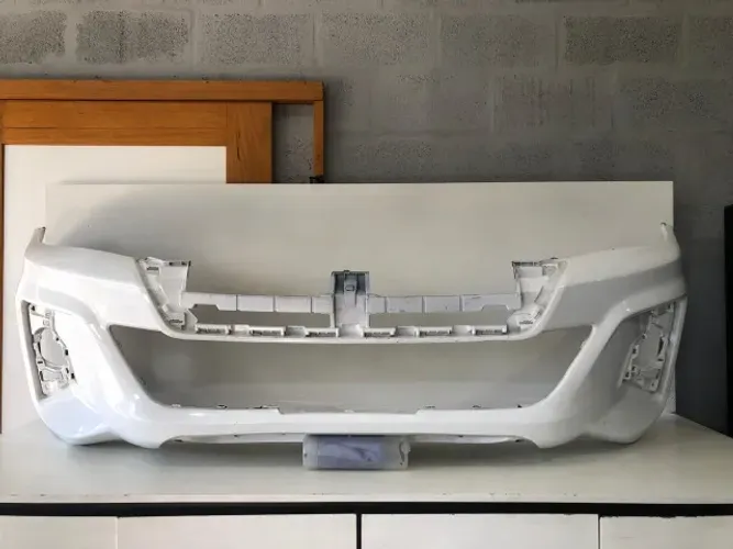 Parachoque Dianteiro Toyota Hilux Srx 2018 2019 2020