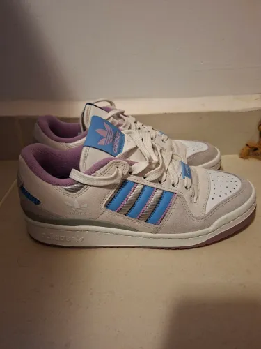 Tenis Adidas