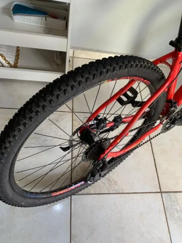 Bicicleta aro 29 Oggi