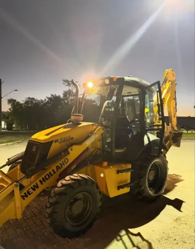 New Holland 2023 oportunidade/repasse