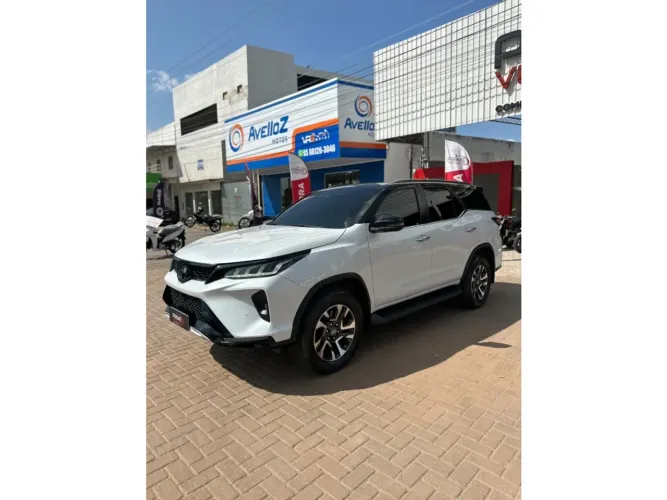 Toyota Hilux SW4 4X4 2.8 Diesel 2023