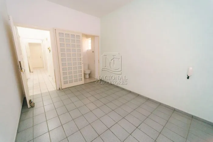 Casa para locação 2 quartos no Centro de Santo André - SP 137 m² de área construída.