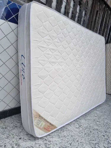 Colchão casal Orthocrin muito bom aceito cartão e entrego 
