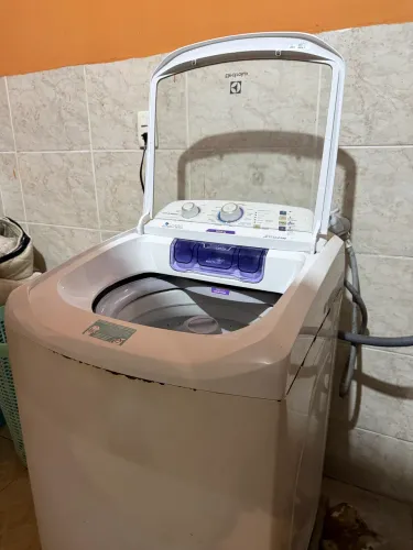 Máquina de lavar Eletrolux 10,5kg