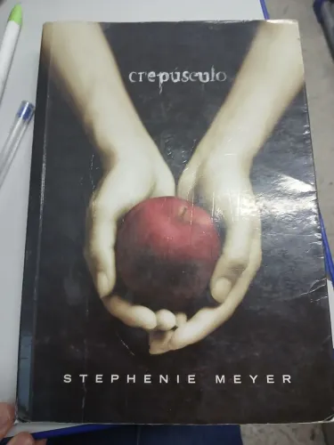 Livro: Crepúsculo e Lua nova