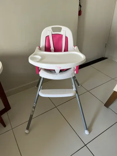Cadeirinha de alimentação
