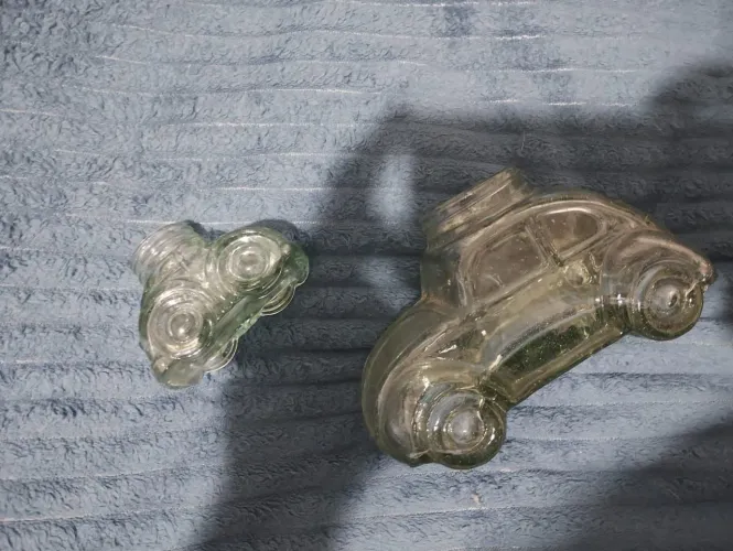 Baleiro de vidro em forma de Fusca