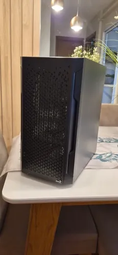 Gabinete Aero Cool Mini