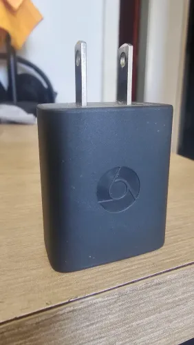Carregador original do Chromecast