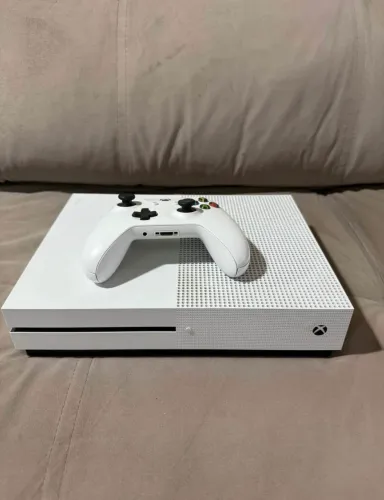 Xbox box one s