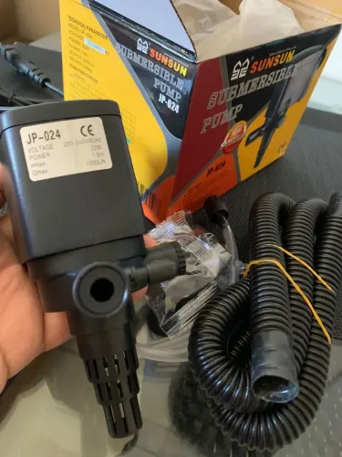 BOMBA SUBMERSA 1.200 LITROS HORA 