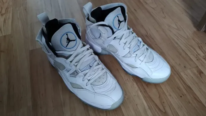 Jumpman Two Trey - EUA